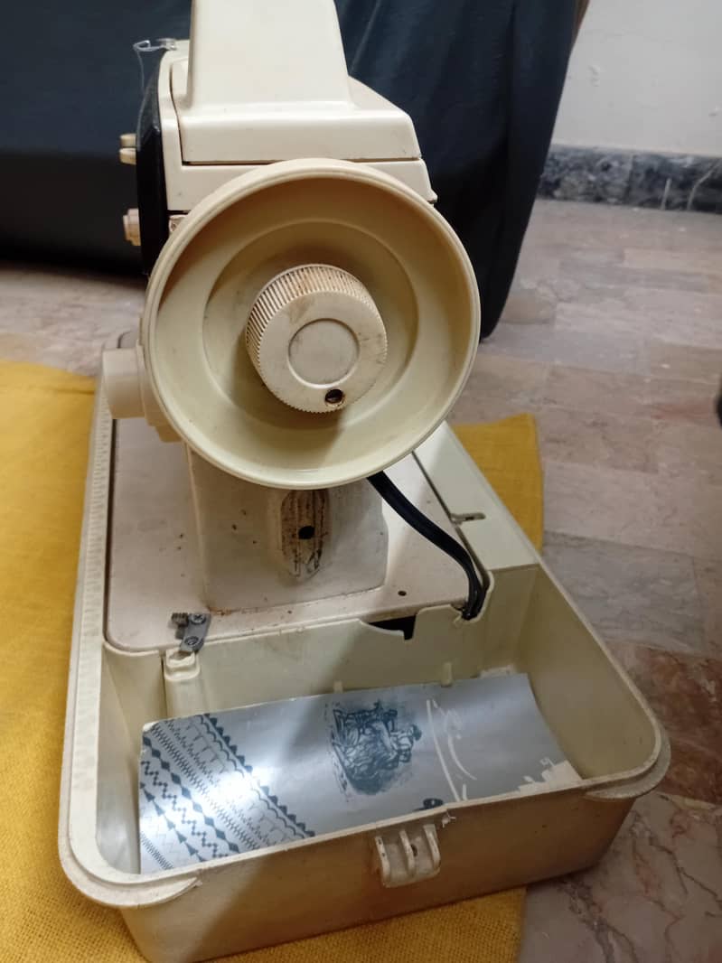 sewing machine 3