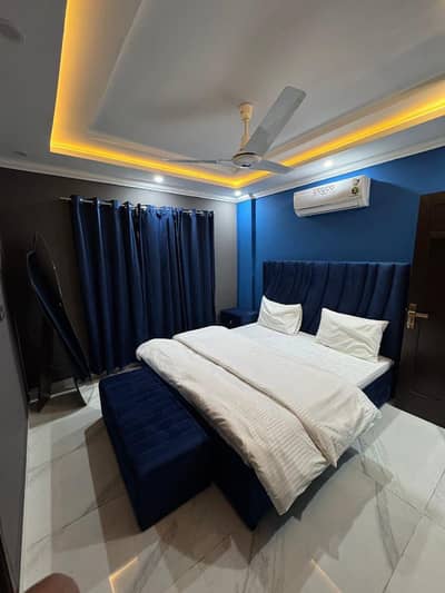 Premium 01 Bed Apartment Bahria Town Lahore on per day rent