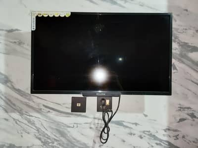 32 Inch EcoStar LED TV – Excellent Condition