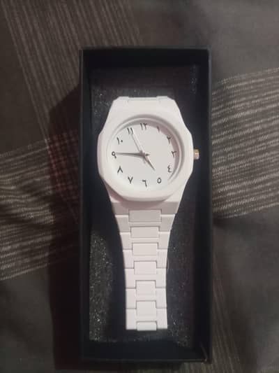 aura watch white trending colour for sale