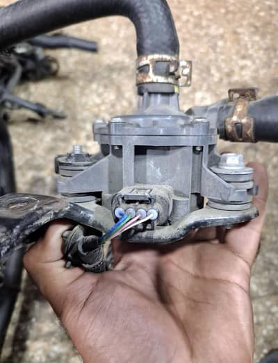 Toyota AQUA water pump