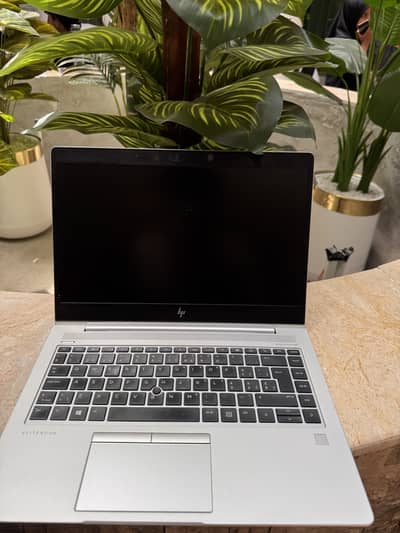 Hp Elitebook 840 G5 i5 8th gen