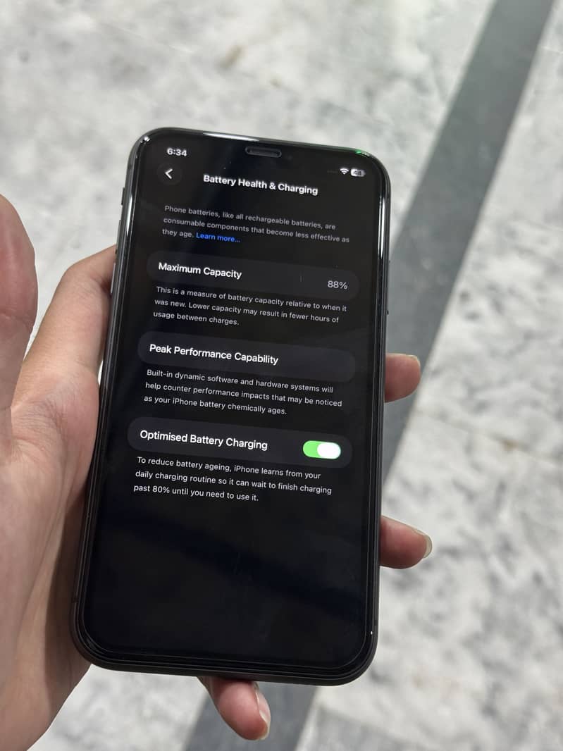 iPhone 11 5