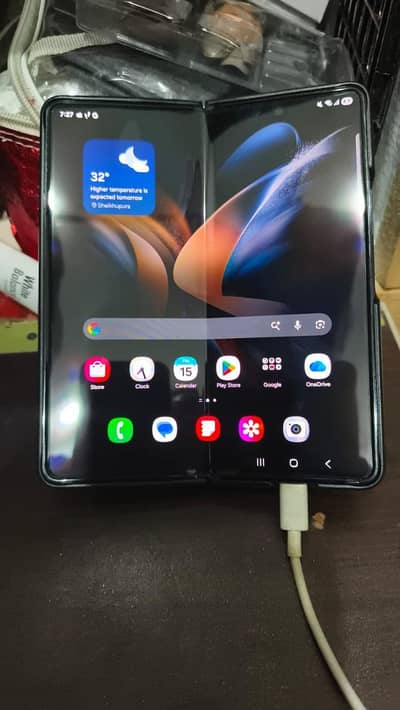 samsung z flod 4