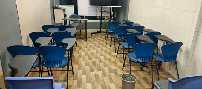 Classroom Chairs for Sale – Excellent Condition
