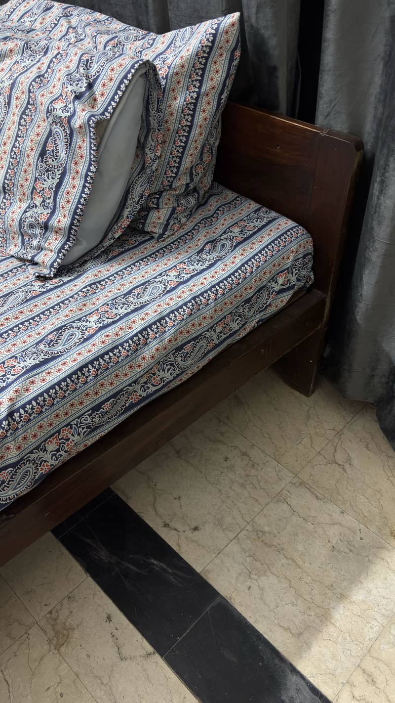 2 single beds 3