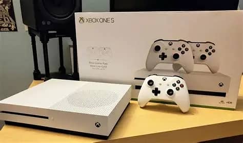 Xbox One S 2 controllor 1tb