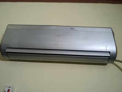 GREE 1.5 TON AC WORKING 100%