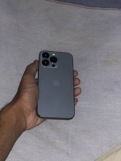 iPhone 13 Pro sera blue