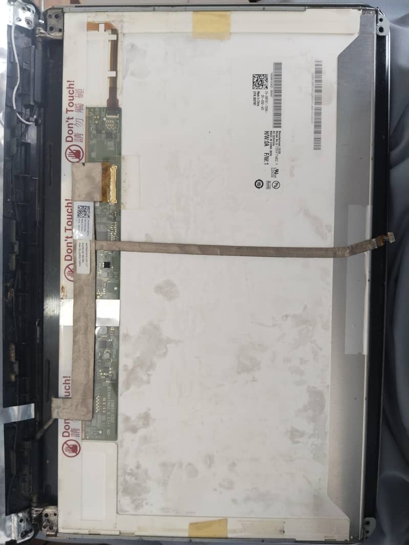 LCD 15.6 0