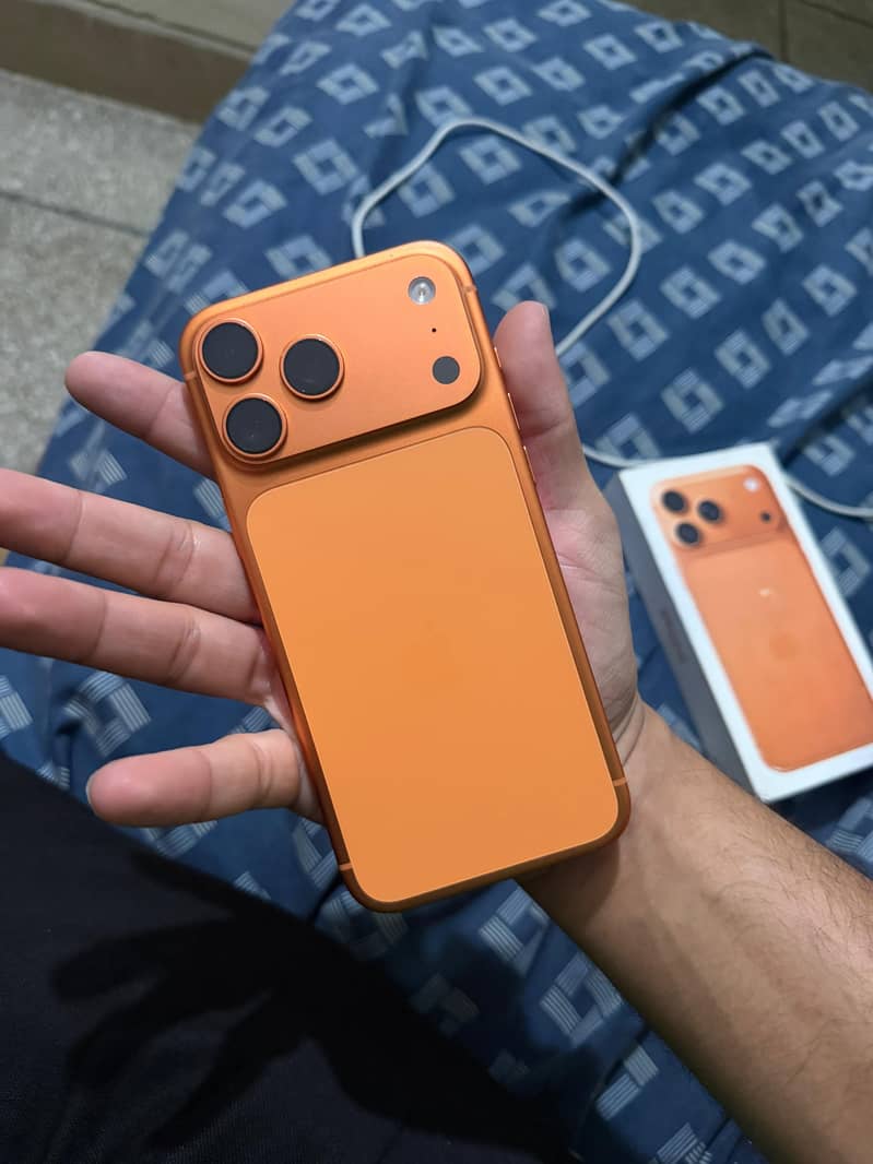 Iphone 17 pro max 1