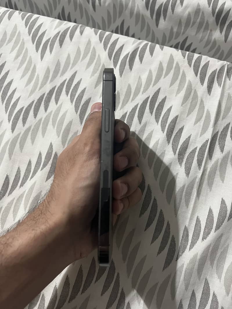 Iphone 12 pro 4