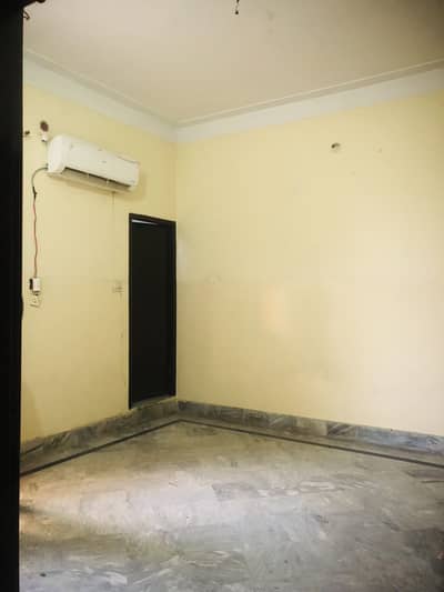 5 Marla Ground Floor Portion For Rent