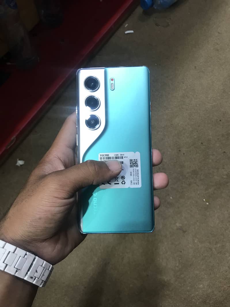 CAMON 40 pro 0