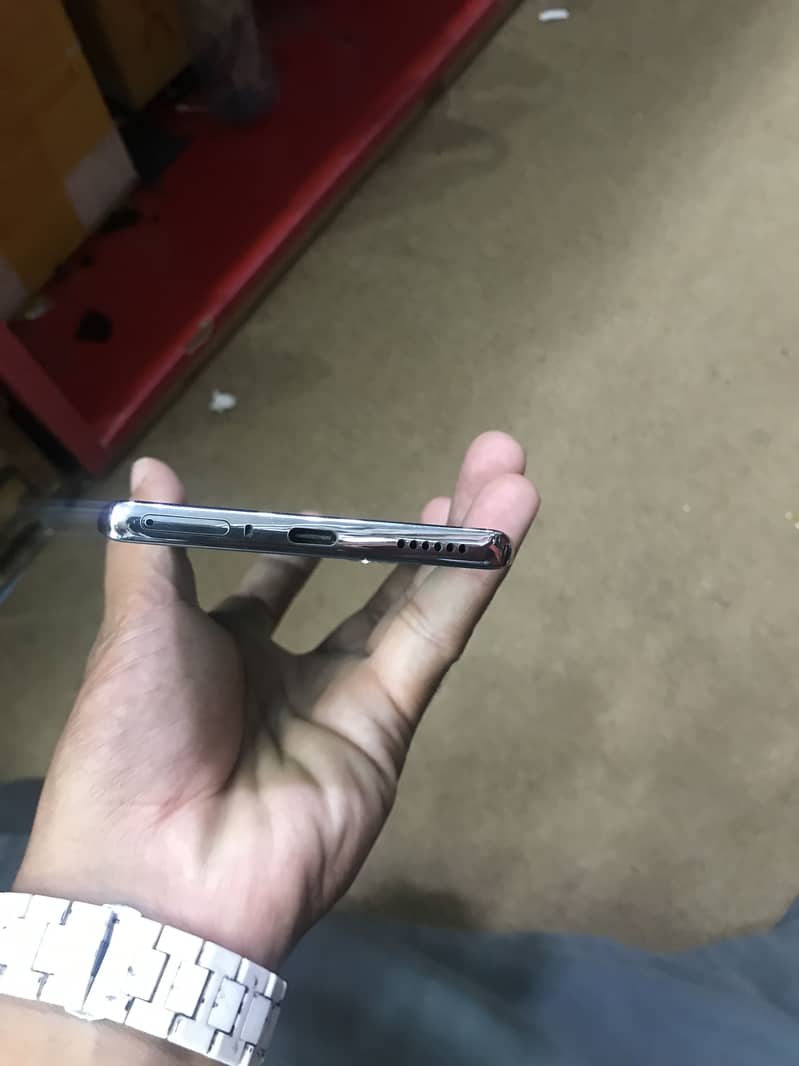 CAMON 40 pro 3