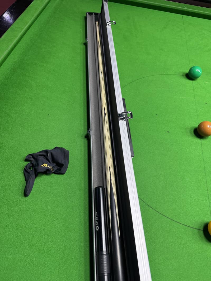 Snooker Cue 1