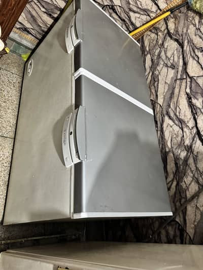 D freezer 10/9 all ok home used never repair