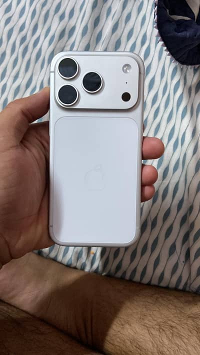Apple iPhone 17 Pro