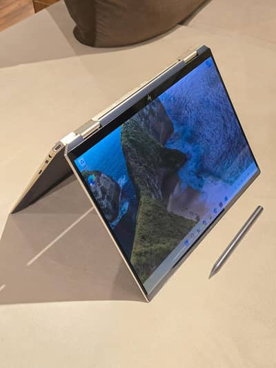 HP Spectre 14 x360 i7 16GB 1TB Pen Touchscreen
