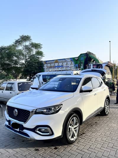 MG HS 2024