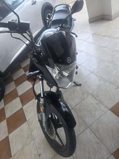 yamaha ybr 125 self start single driven very low mileage