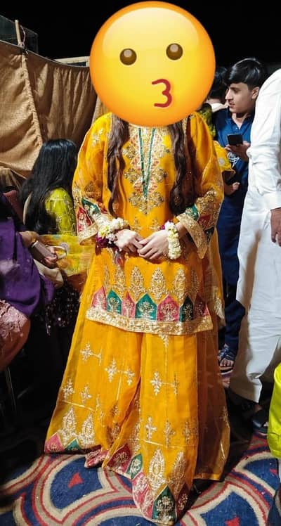 Dress for maiyo /mahndi