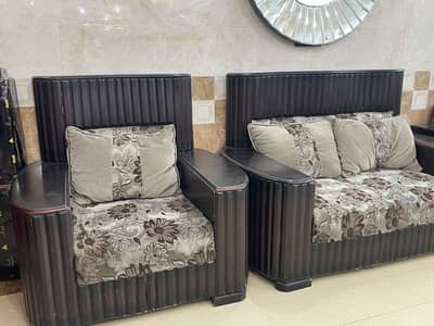 2 seater and 1 seater sofa for sale