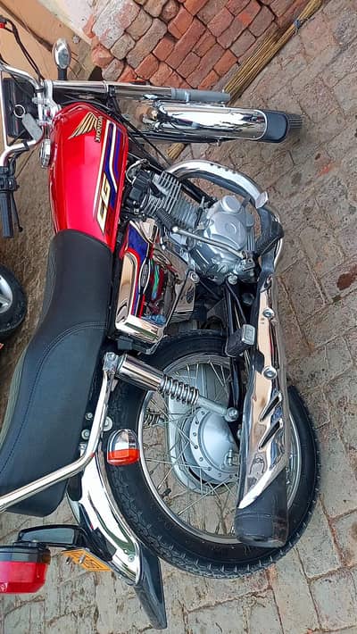 125 SE 2024