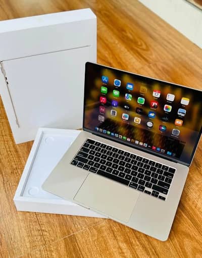 MacBook Air M-2 Chip//Ipad Pro M-2 Chip With Box