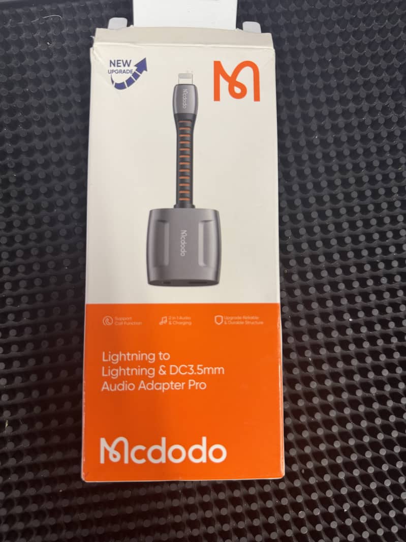 MACDODO ORIGNIAL SPLITTER (lightning Cable) 0