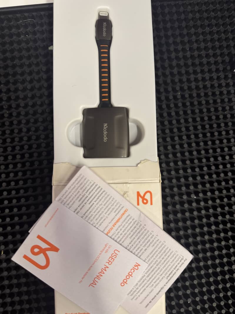 MACDODO ORIGNIAL SPLITTER (lightning Cable) 1