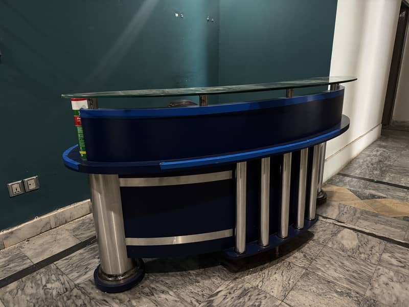 Reception counter 0