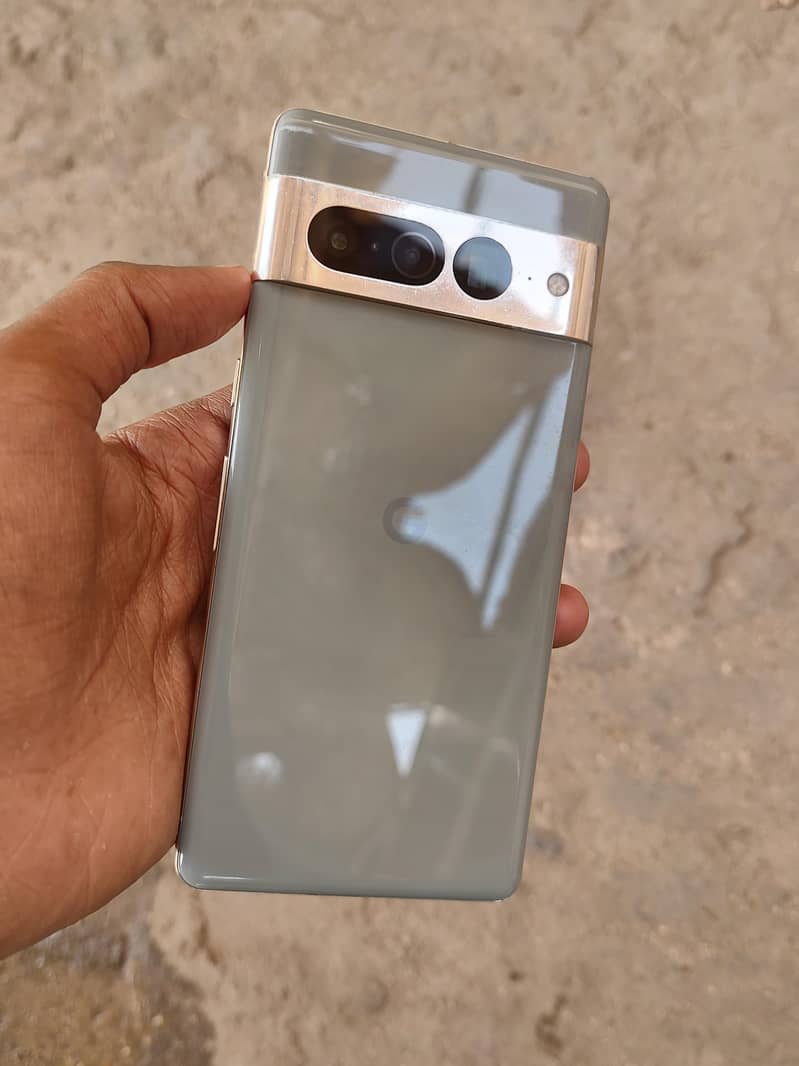 Google pixel 7 pro 1