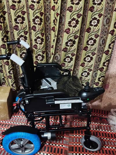electric wealchear for sale bilkul fresh new condition no use