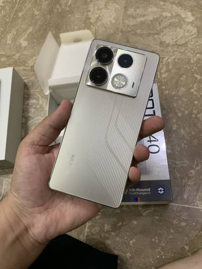 Infinix note 40 8/256