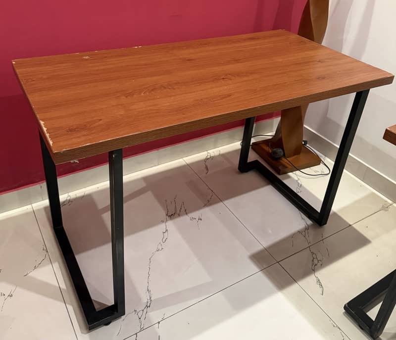 Dining tables 3