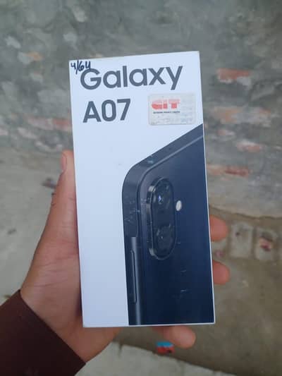 Samsung a07 4/64