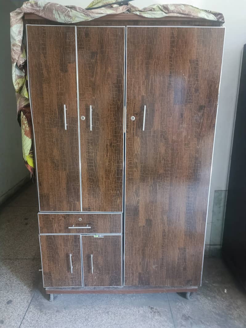 CUPBOARD 0