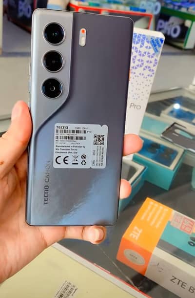 03287231470 Tecno camon 40 pro 10/10 3 wranty b hei no open no repair