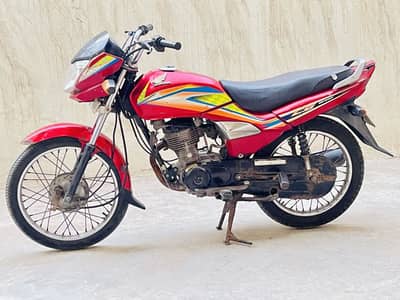 Honda CG-125 Dream 2016 Model