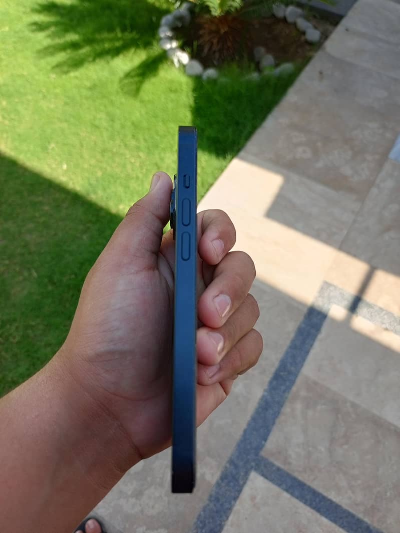 IPhone 14 2