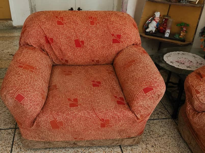 three sofas  set condition full ok 10/10 colour  brown 0
