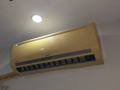 media (orient) 1 ton ac