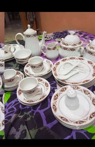Dinner set 57 pieces
