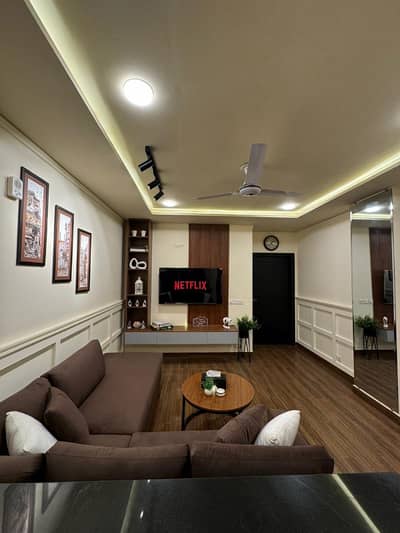 ONE BEDROOM FULLY FURNISHED LUXURY APARTMENT IN ZAMEEN OPAL PENTHOUSE.