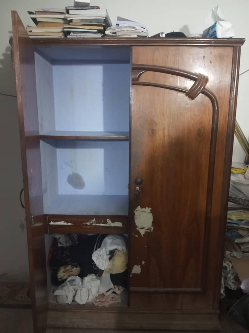 Wardrobe(Almari) 1