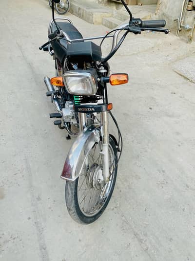 Honda CD 70 2000 model