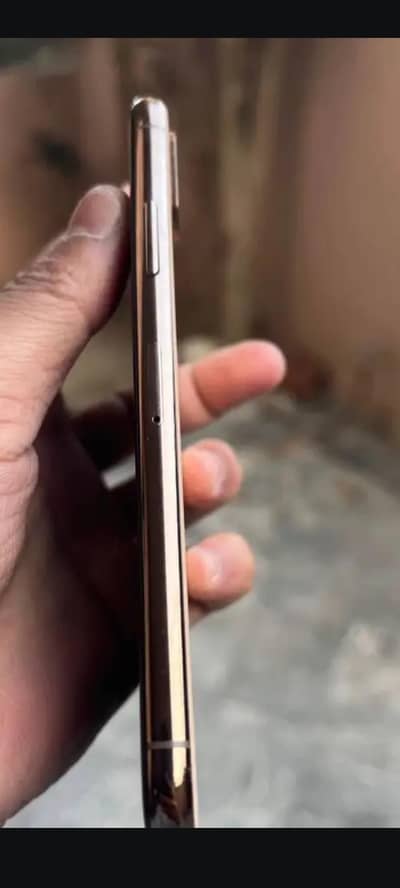 iphone xsmax dual pta approved dabba Sath 64 gb