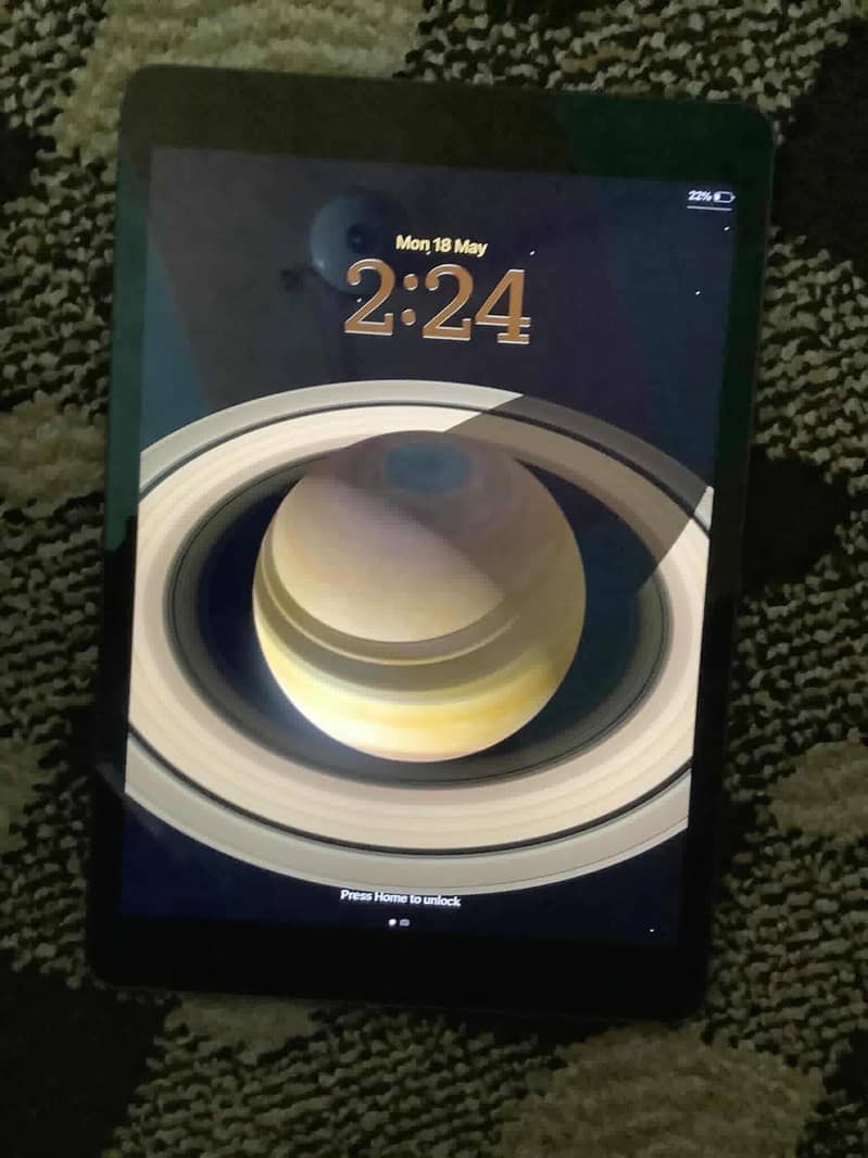 iPad 9th gen with original charger and box 2