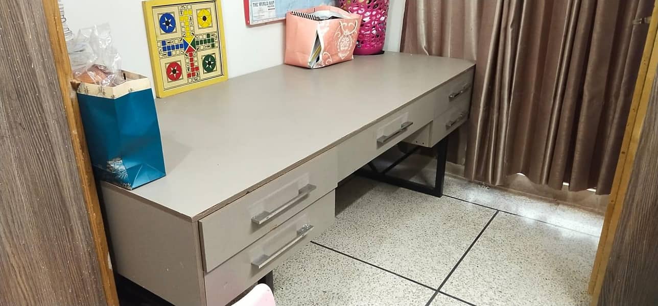 classy Spacious study table with drawers 2
